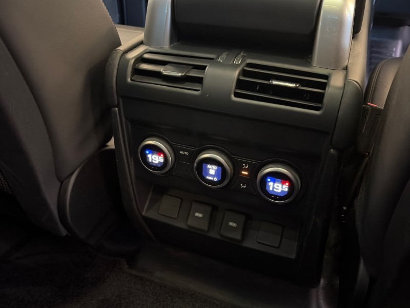 2023 (72) LAND ROVER DEFENDER 3.0 D300 X-Dynamic HSE 130 5dr Auto 4908177