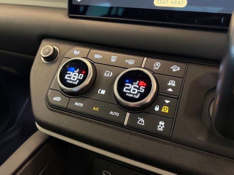 2023 (72) LAND ROVER DEFENDER 3.0 D300 X-Dynamic HSE 130 5dr Auto 4908219