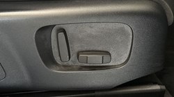 2019 (19) LAND ROVER RANGE ROVER VELAR 2.0 D180 R-Dynamic S 5dr Auto 4934695