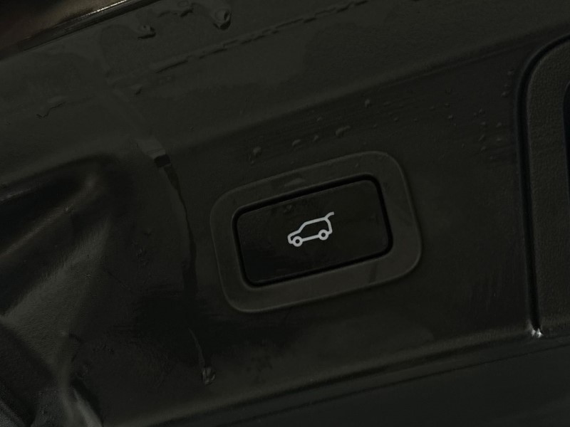 2019 (19) LAND ROVER RANGE ROVER VELAR 2.0 D180 R-Dynamic S 5dr Auto 4934712