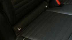 2024 (73) LAND ROVER DISCOVERY 3.0 D300 Dynamic HSE 5dr Auto 4932604