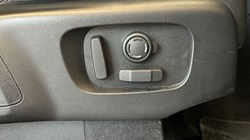 2024 (73) LAND ROVER DISCOVERY 3.0 D300 Dynamic HSE 5dr Auto 4932588