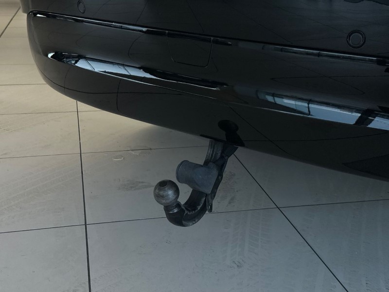 2024 (73) LAND ROVER DISCOVERY 3.0 D300 Dynamic HSE 5dr Auto 4932585