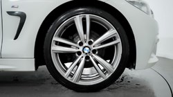 2015 (15) BMW 4 SERIES 420d M Sport 2dr 2982702