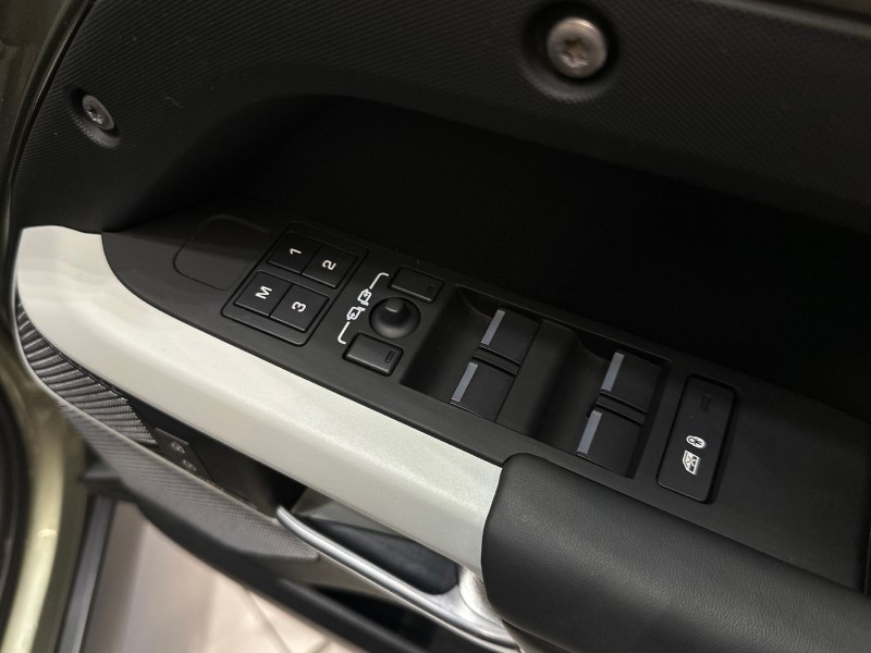 2024 (24) LAND ROVER DEFENDER 2.0 P400e X-Dynamic HSE 110 5dr Auto 4934645