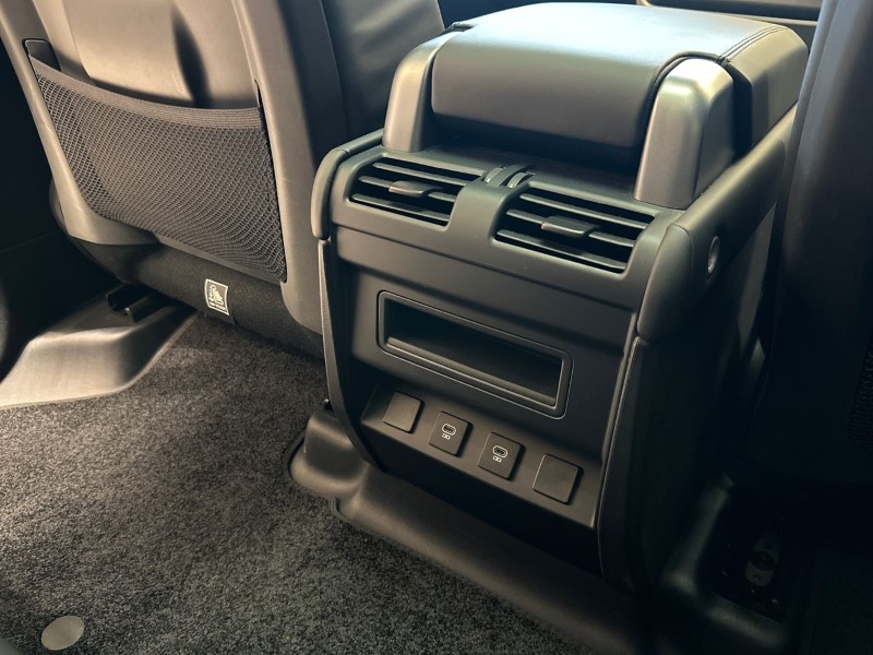 2024 (24) LAND ROVER DEFENDER 2.0 P400e X-Dynamic HSE 110 5dr Auto 4934639