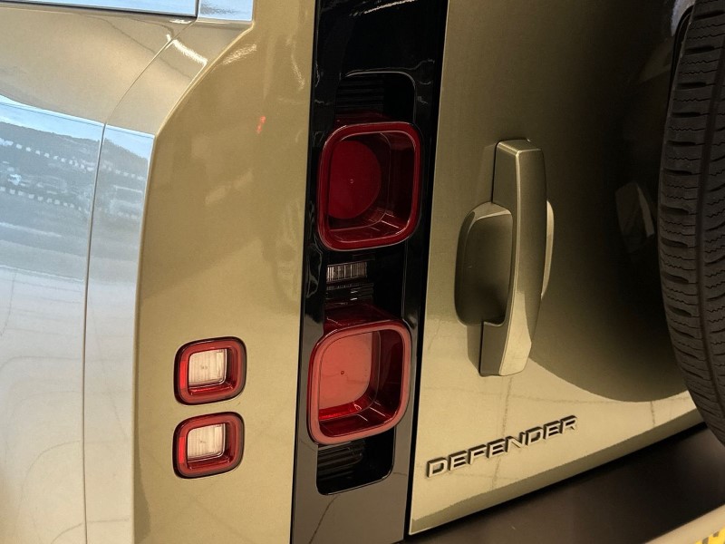 2024 (24) LAND ROVER DEFENDER 2.0 P400e X-Dynamic HSE 110 5dr Auto 5064919