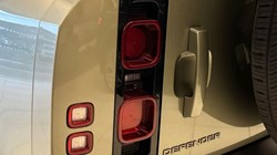 2024 (24) LAND ROVER DEFENDER 2.0 P400e X-Dynamic HSE 110 5dr Auto 5064919