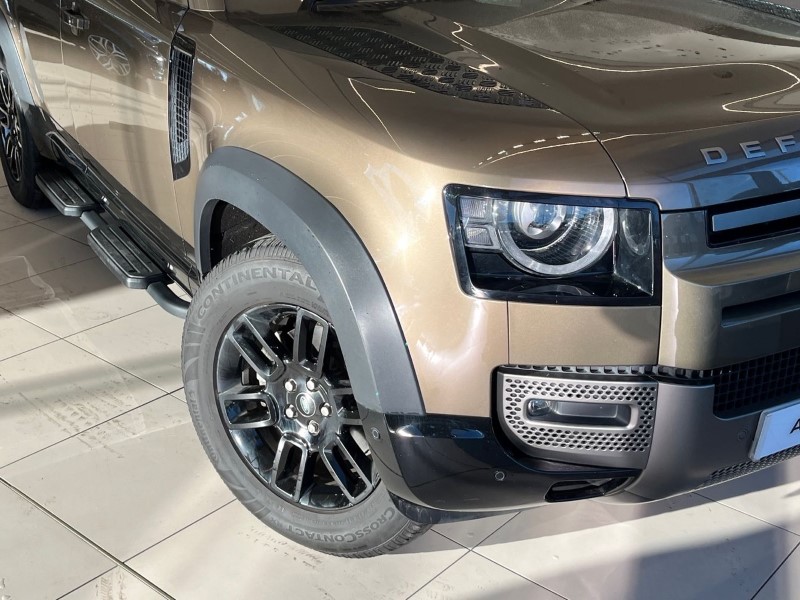 2023 (73) LAND ROVER DEFENDER 3.0 D250 X-Dynamic HSE 110 5dr Auto 4910500