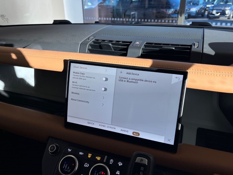 2023 (73) LAND ROVER DEFENDER 3.0 D250 X-Dynamic HSE 110 5dr Auto 4910492