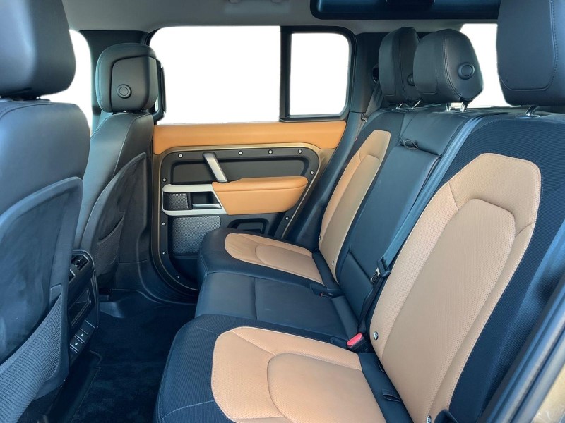 2023 (73) LAND ROVER DEFENDER 3.0 D250 X-Dynamic HSE 110 5dr Auto 4910463