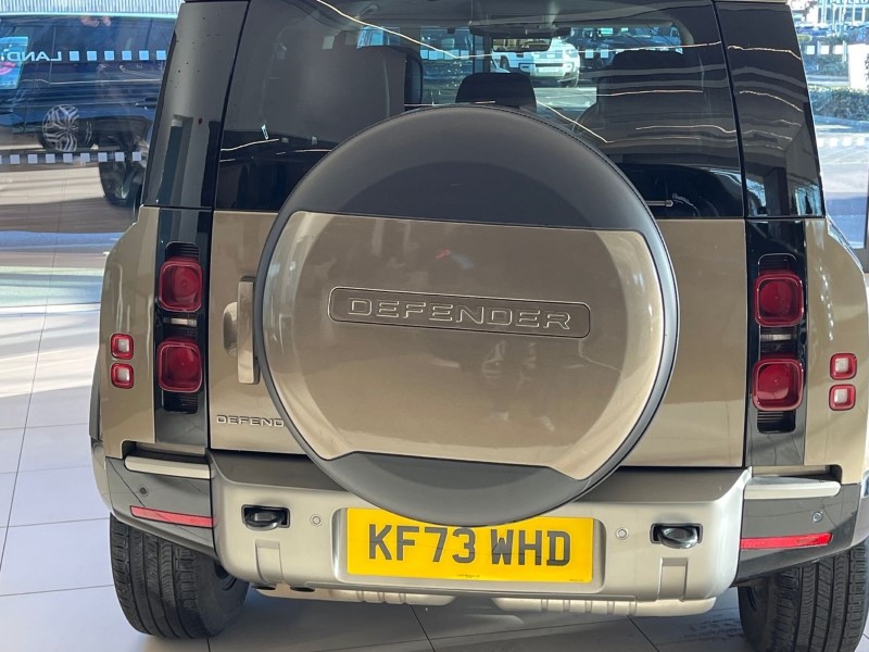 2023 (73) LAND ROVER DEFENDER 3.0 D250 X-Dynamic HSE 110 5dr Auto 4910504