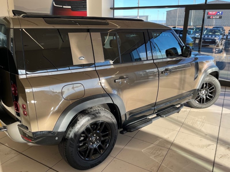 2023 (73) LAND ROVER DEFENDER 3.0 D250 X-Dynamic HSE 110 5dr Auto 4910509