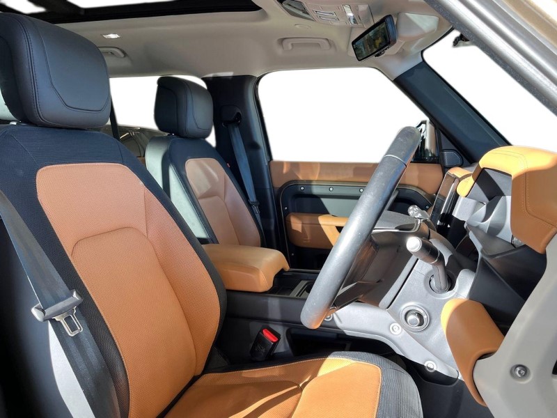 2023 (73) LAND ROVER DEFENDER 3.0 D250 X-Dynamic HSE 110 5dr Auto 4910485