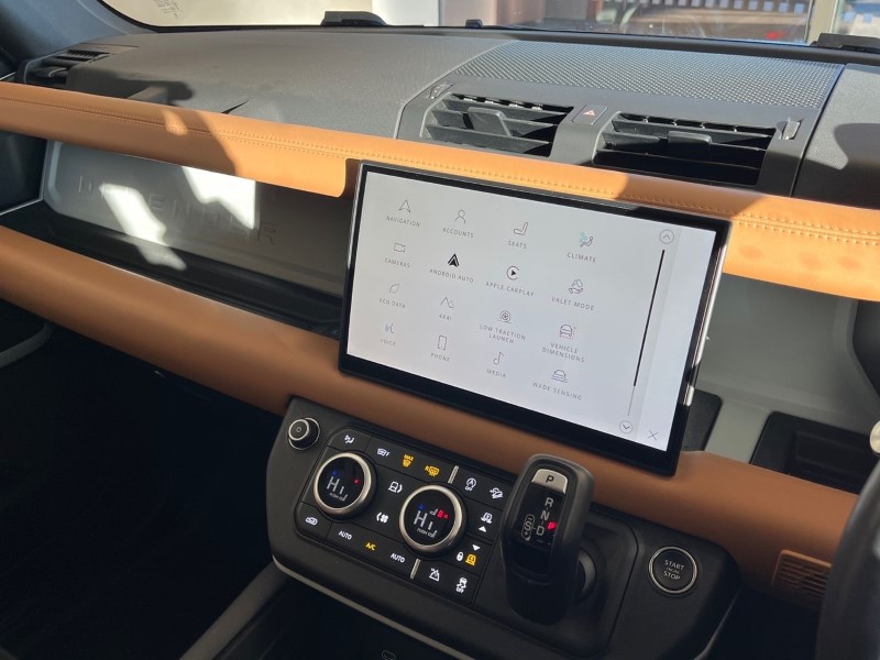 2023 (73) LAND ROVER DEFENDER 3.0 D250 X-Dynamic HSE 110 5dr Auto 4910494