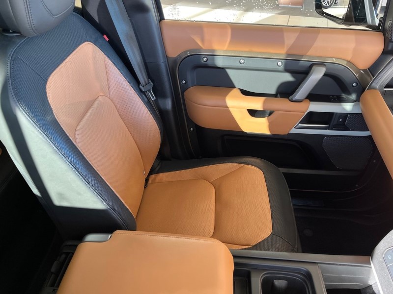 2023 (73) LAND ROVER DEFENDER 3.0 D250 X-Dynamic HSE 110 5dr Auto 4910484