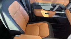 2023 (73) LAND ROVER DEFENDER 3.0 D250 X-Dynamic HSE 110 5dr Auto 4910484