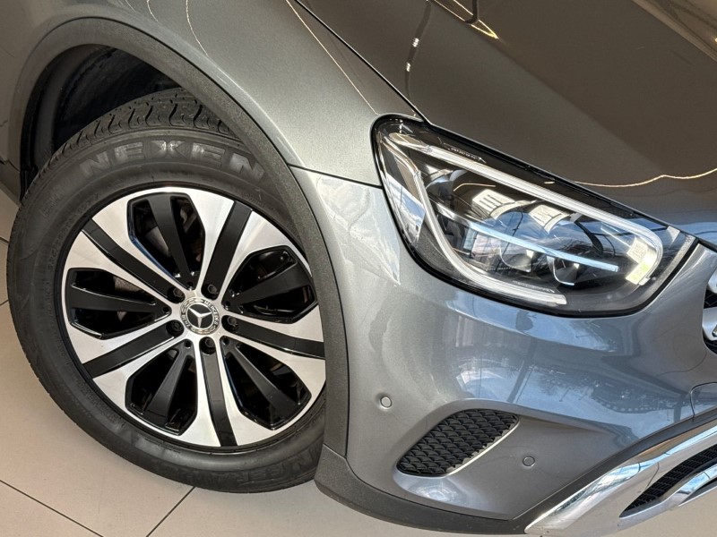 2020 (70) MERCEDES-BENZ GLC 220d 4Matic Sport 5dr 9G-Tronic 4907658