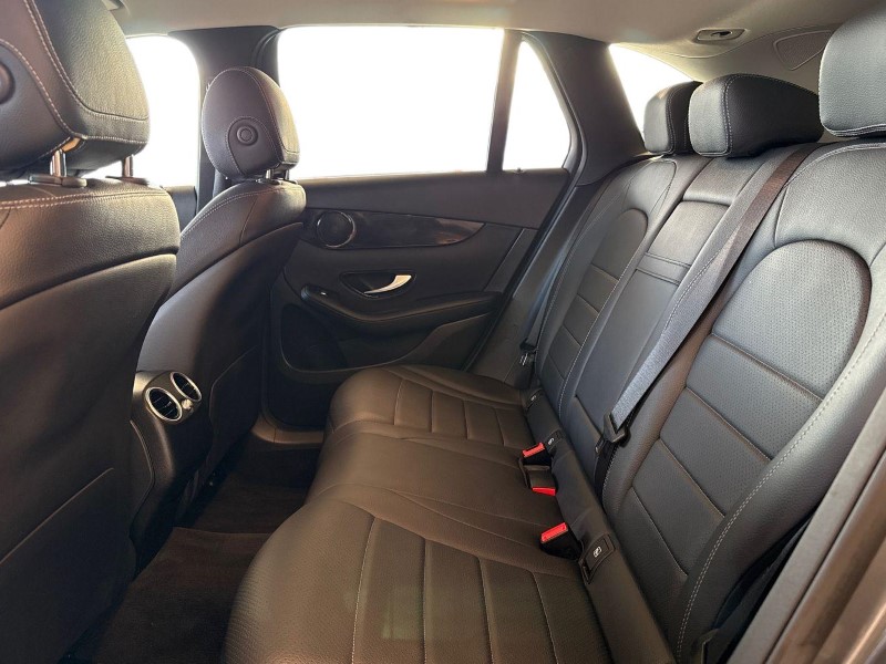 2020 (70) MERCEDES-BENZ GLC 220d 4Matic Sport 5dr 9G-Tronic 4907642