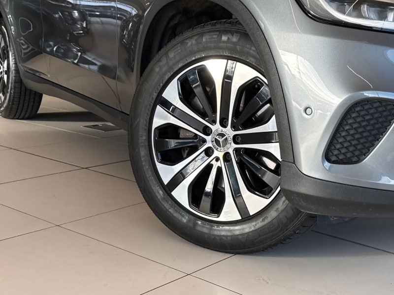 2020 (70) MERCEDES-BENZ GLC 220d 4Matic Sport 5dr 9G-Tronic 4907680