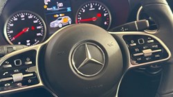2020 (70) MERCEDES-BENZ GLC 220d 4Matic Sport 5dr 9G-Tronic 4907664