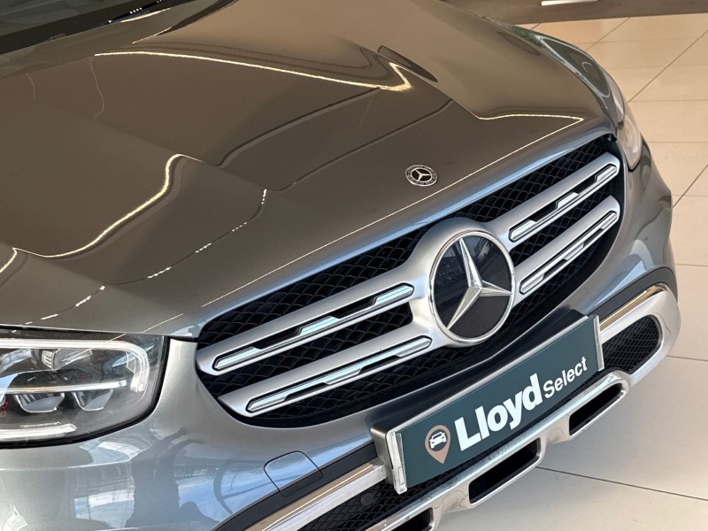 2020 (70) MERCEDES-BENZ GLC 220d 4Matic Sport 5dr 9G-Tronic 4907679