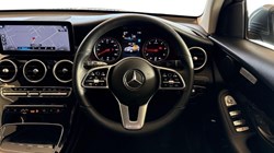 2020 (70) MERCEDES-BENZ GLC 220d 4Matic Sport 5dr 9G-Tronic 4907653