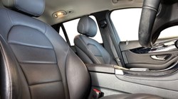 2020 (70) MERCEDES-BENZ GLC 220d 4Matic Sport 5dr 9G-Tronic 4907663