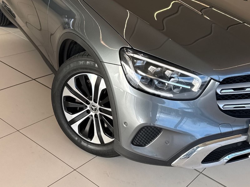 2020 (70) MERCEDES-BENZ GLC 220d 4Matic Sport 5dr 9G-Tronic 4907678