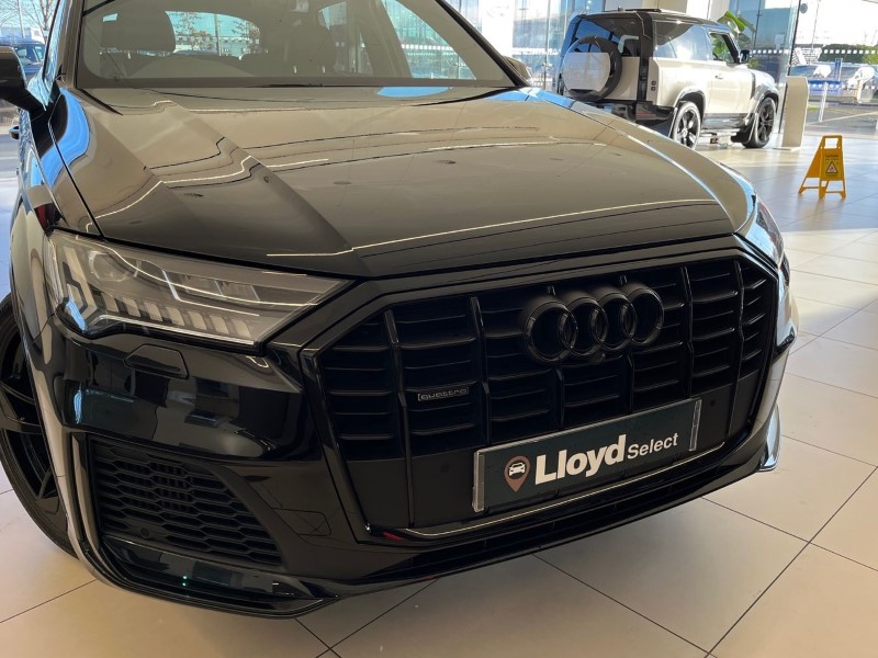 2021 (21) AUDI Q7 55 TFSI Quattro Black Edition 5dr Tiptronic 4911400