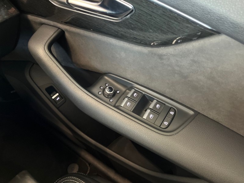 2021 (21) AUDI Q7 55 TFSI Quattro Black Edition 5dr Tiptronic 4911379