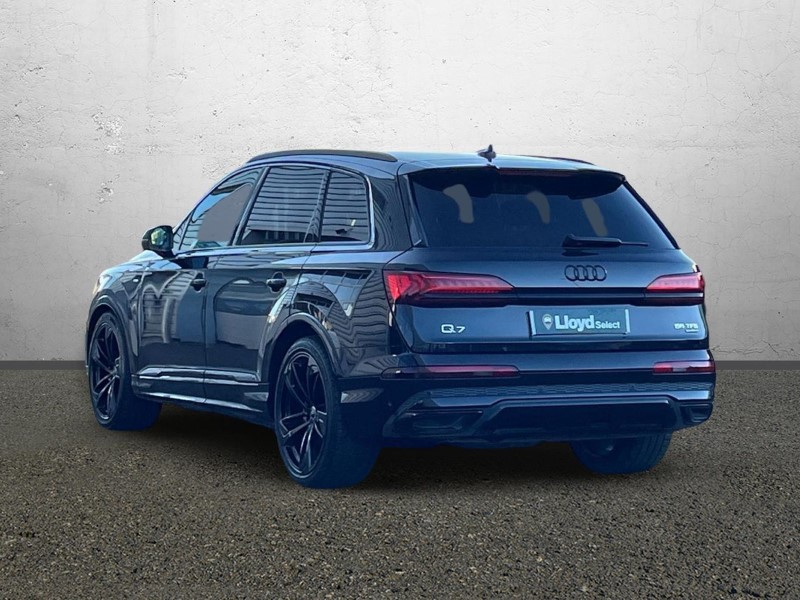 2021 (21) AUDI Q7 55 TFSI Quattro Black Edition 5dr Tiptronic 4911359