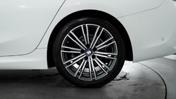 2021 (21) BMW 3 SERIES 320d MHT M Sport 4dr Step Auto 3024938