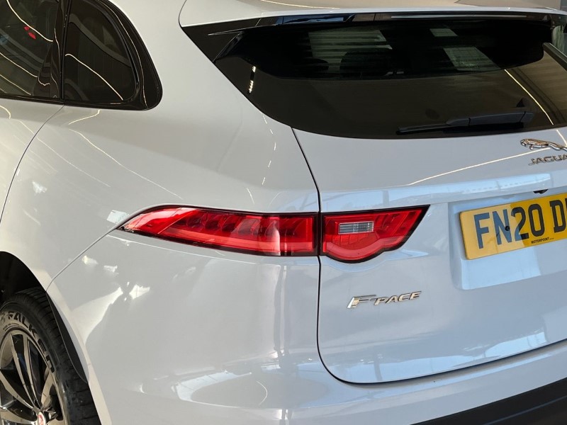 2020 (20) JAGUAR F-PACE 2.0d [180] Chequered Flag 5dr Auto AWD 4912494