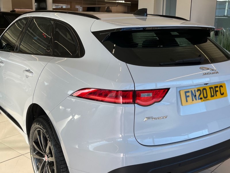 2020 (20) JAGUAR F-PACE 2.0d [180] Chequered Flag 5dr Auto AWD 4912465