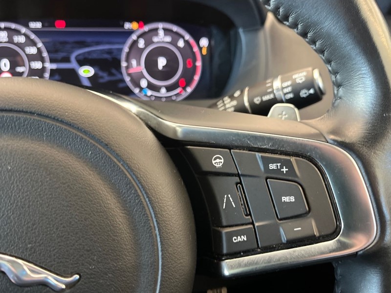 2020 (20) JAGUAR F-PACE 2.0d [180] Chequered Flag 5dr Auto AWD 4912473