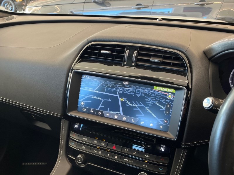 2020 (20) JAGUAR F-PACE 2.0d [180] Chequered Flag 5dr Auto AWD 4912457