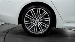 2017 (67) BMW 5 SERIES 520d M Sport 4dr Auto 3061633
