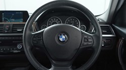 2017 (67) BMW 3 SERIES 320i SE 4dr 3072237