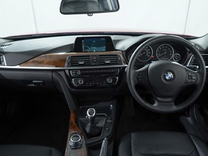 2017 (67) BMW 3 SERIES 320i SE 4dr