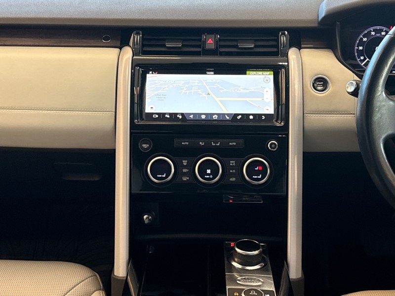 2020 (70) LAND ROVER DISCOVERY 3.0 SD6 HSE Luxury 5dr Auto 4909542