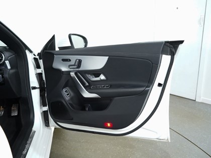 2021 (21) MERCEDES-BENZ CLA 180 AMG Line Premium Plus 4dr Tip Auto