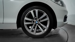 2015 (15) BMW 1 SERIES 120i Sport 5dr 3147720
