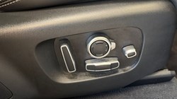 2021 (71) LAND ROVER RANGE ROVER VELAR 2.0 D200 HSE 5dr Auto 4904523