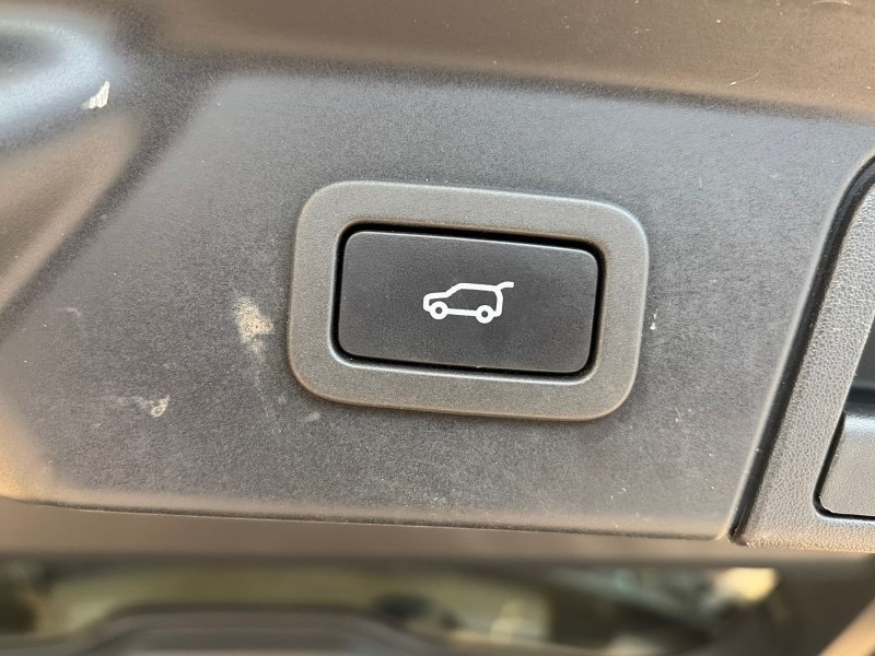 2021 (71) LAND ROVER RANGE ROVER VELAR 2.0 D200 HSE 5dr Auto 4904542