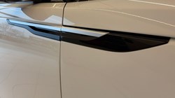 2021 (71) LAND ROVER RANGE ROVER VELAR 2.0 D200 HSE 5dr Auto 4904518