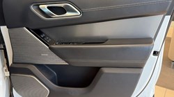 2021 (71) LAND ROVER RANGE ROVER VELAR 2.0 D200 HSE 5dr Auto 4904521