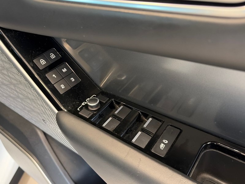 2021 (71) LAND ROVER RANGE ROVER VELAR 2.0 D200 HSE 5dr Auto 4904522