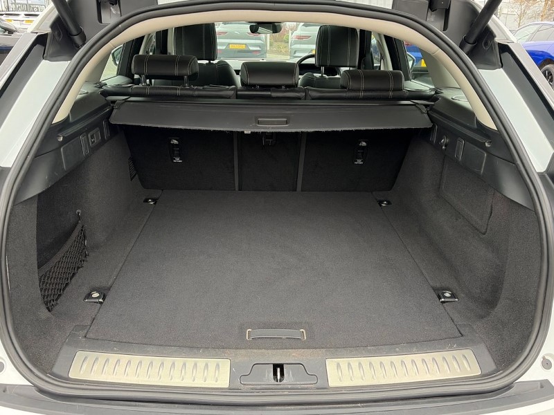 2021 (71) LAND ROVER RANGE ROVER VELAR 2.0 D200 HSE 5dr Auto 4904508