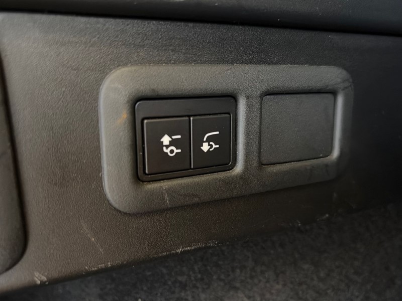 2021 (71) LAND ROVER RANGE ROVER VELAR 2.0 D200 HSE 5dr Auto 4904555